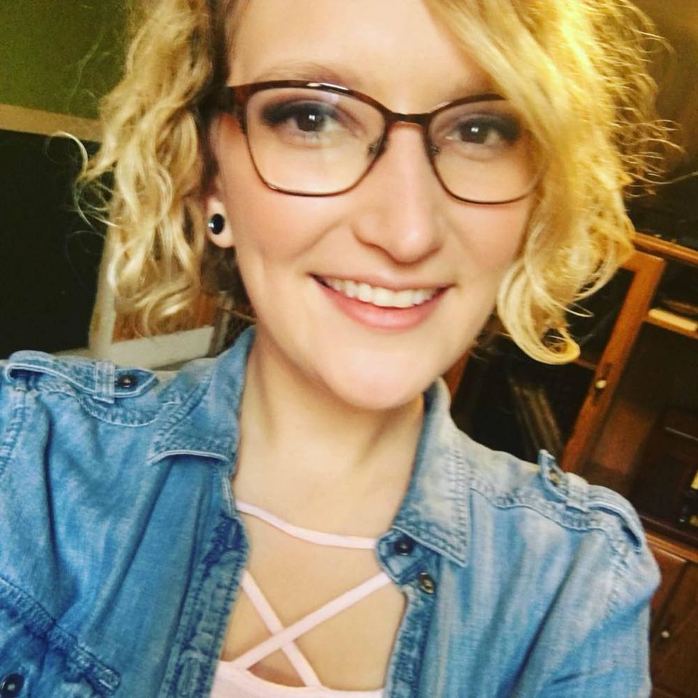 Meet your Posher, Madeline